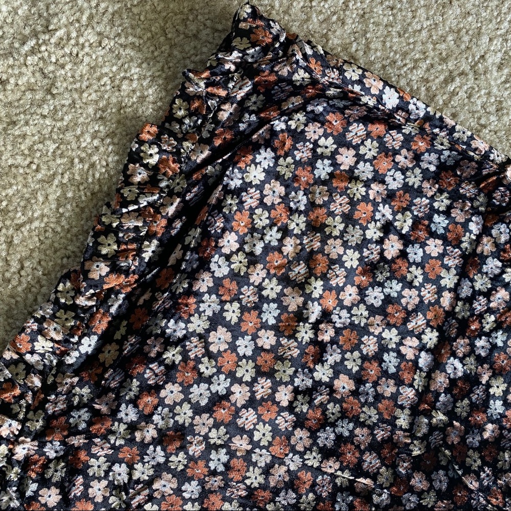 Madewell Daisy Velvet Top - Picture 3 of 5